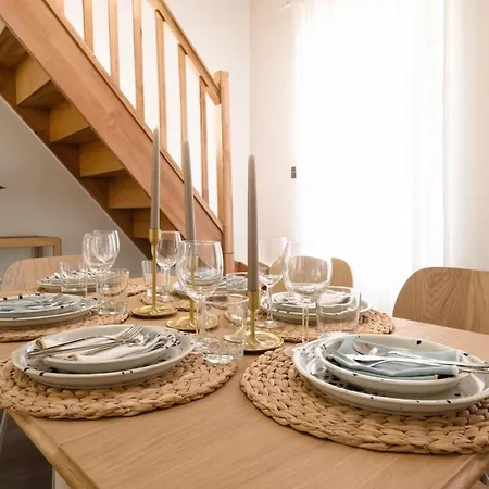 Apartament Spacious Designer Duplex 9 Guests Fully Renovated